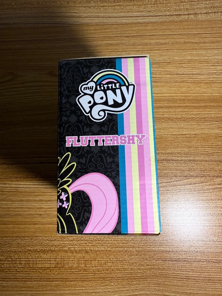 Figura Vinilo Funko My Little Pony Fluttershy Chase Variante Brillo Transparente. ¡Raro! Foto 2 de 4