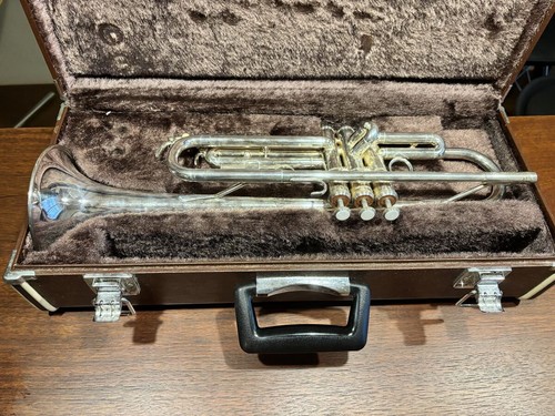 YAMAHA Trumpet Case Silver Ytr-2320es Mouthpiece Ytr-2320e YTR 2320E HardCase