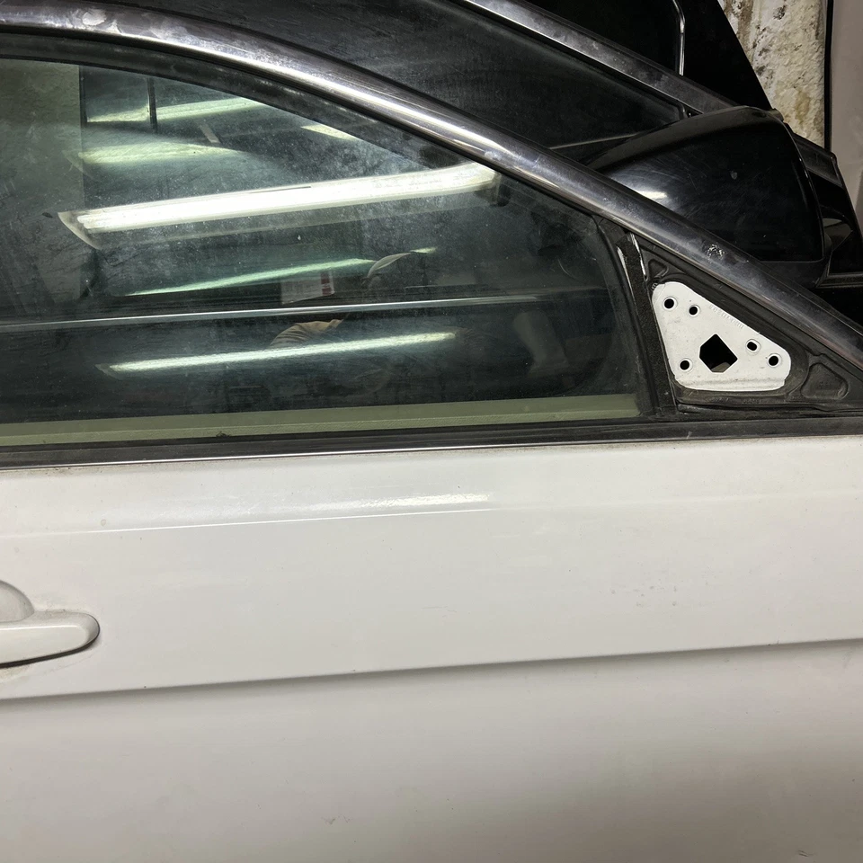 Ford Taurus 2013-2017 puerta lateral del pasajero delantero blanco sin espejo retrovisor Foto 4 de 4