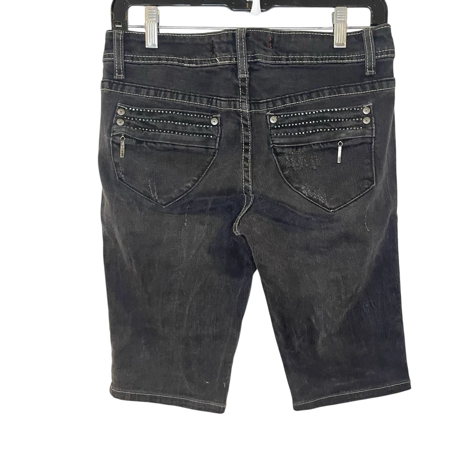 Женские джинсовые шорты Zana Di Bermuda 7 черные искусственно состаренные со стразами средняя посадка Y2k - Изображение 2 из 4