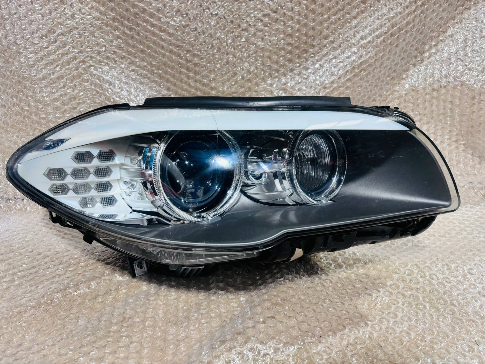 Bmw 5 Series F10 520i 528i 535i 530i RHS Headlight Xenon Daynamic RHD 7203254