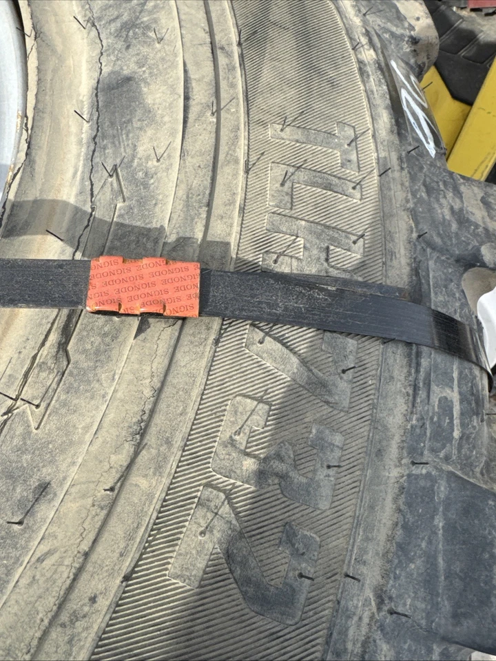 Set of 4 13.00-24 Telehandler Tires 10 Lug Used Camso TLH732 E2 24x9.00 Rim - Image 4 of 4