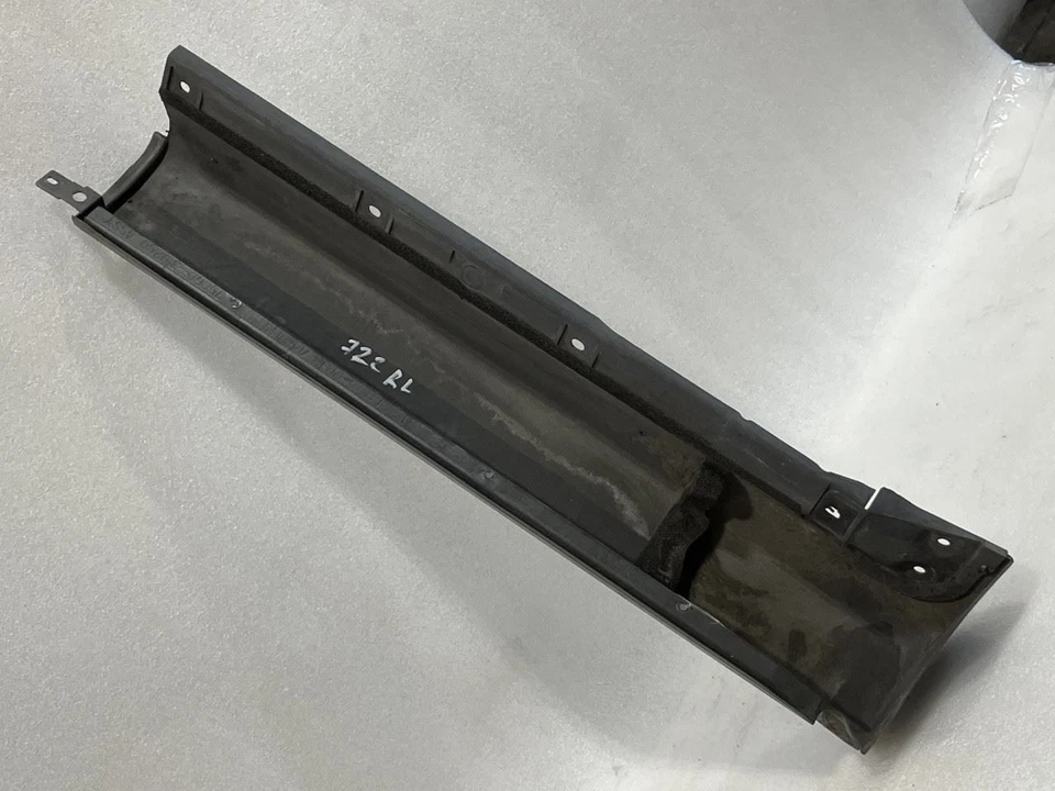 2001 2002 2003 2004 2005 LEXUS GS300 GS430 LEFT REAR ROCKER PANEL MOLDING TRIM Foto 2 de 4