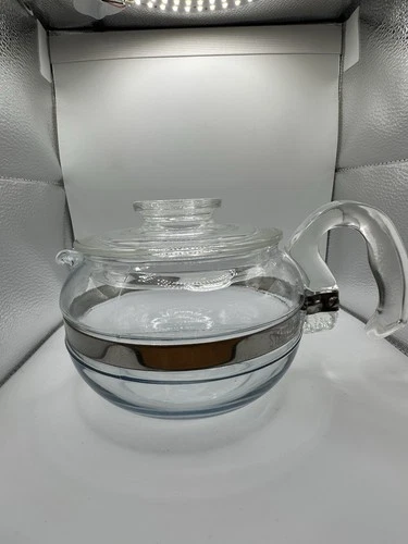 Vintage Pyrex "Flameware" 6 Cup Teapot & Lid 8336 / 7756 - Excellent Condition