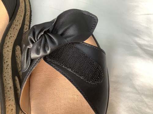 Sandalias de cuña Gabor de cuero negro para dama talla 9,5 nuevas - Imagen 8 de 9