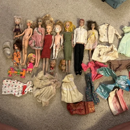 LOT of 12  Vintage Barbie, tressy,  Ken Dolls (1960’s) With Clothes