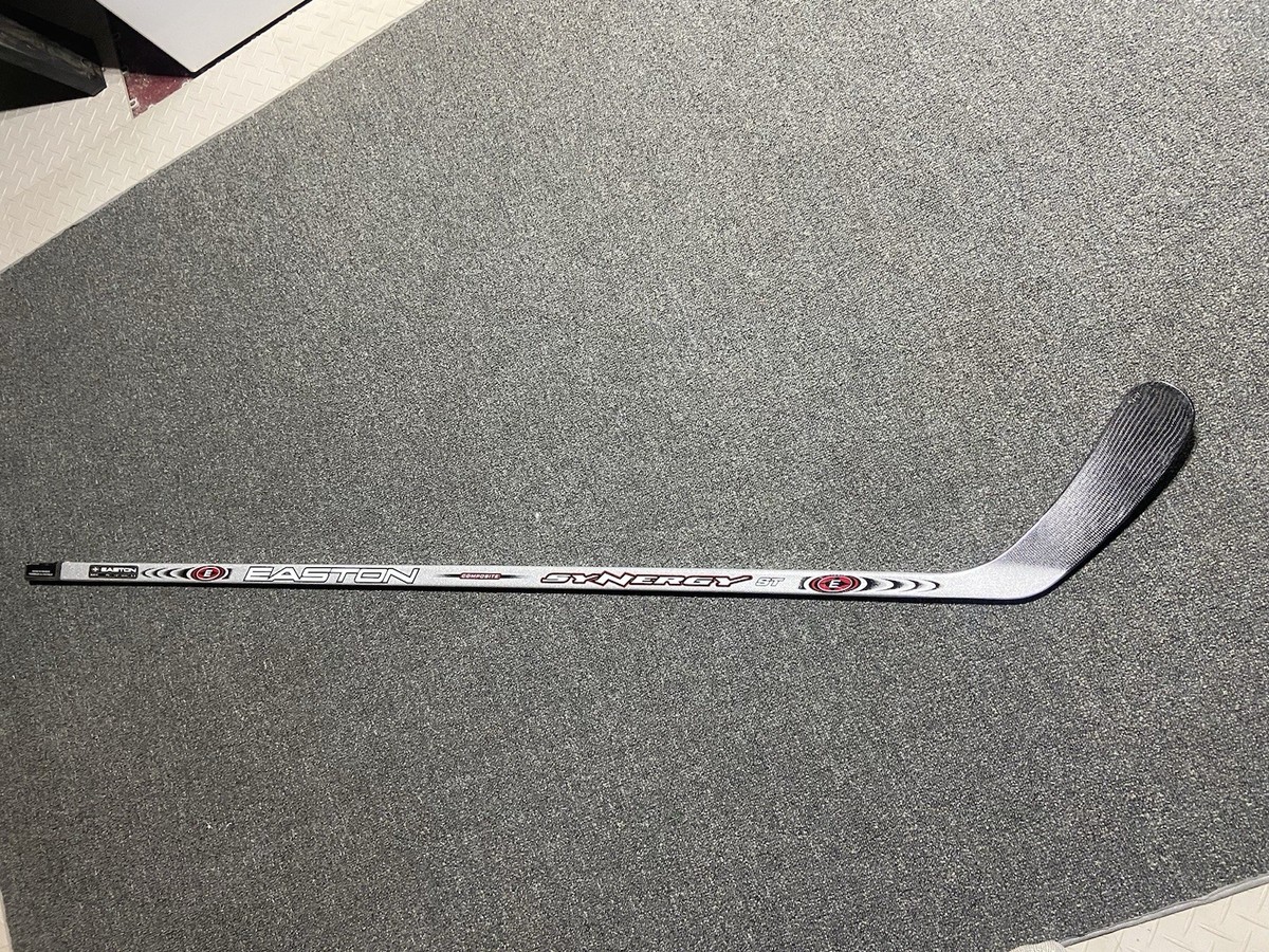Vintage Sr Easton Synergy ST Hockey Stick Left hand New Old Stock