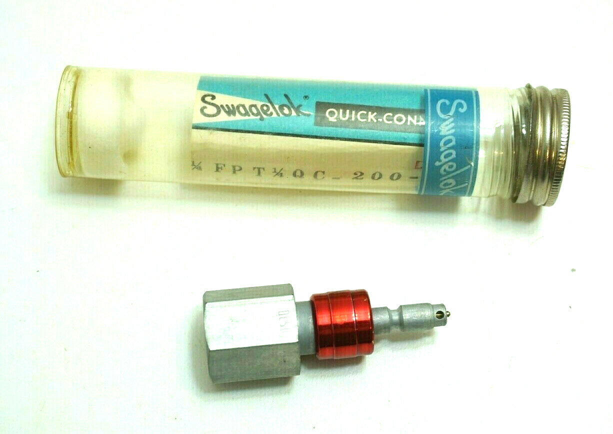 SWAGELOK DESO QUICK CONNECT 1/4 FPT 1/3 QC 200 IN TUBE ? (n21)