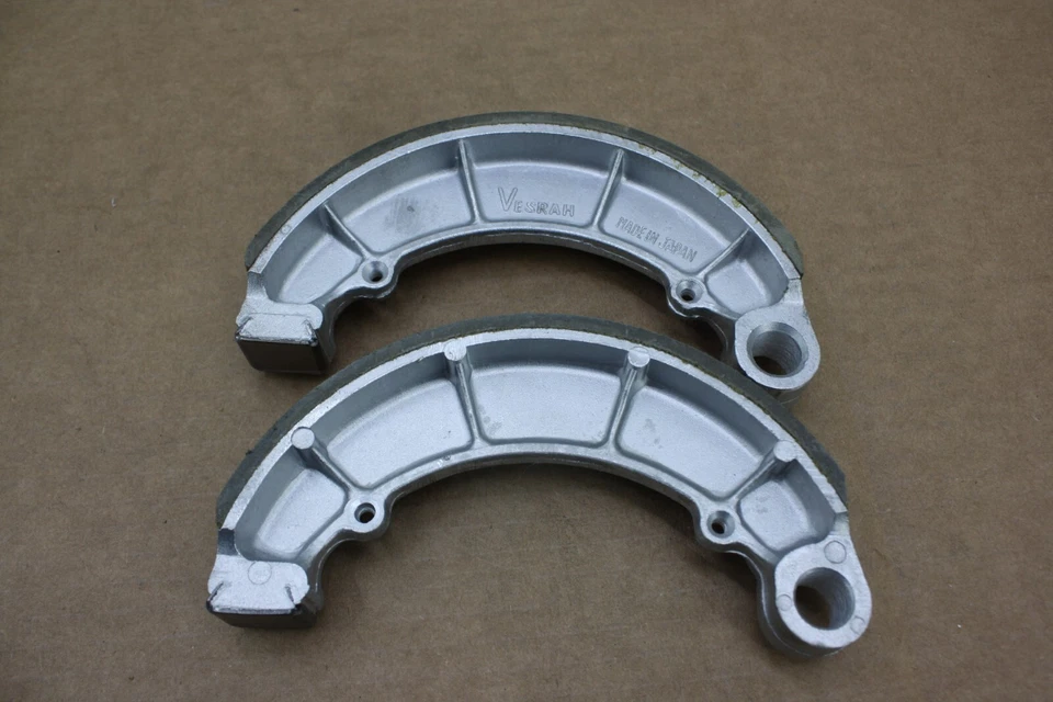 Zapatas de freno traseras Honda CB550 CB500 CB550T CB450 CL450 1965-1978 VESRAH JAPÓN Foto 4 de 4