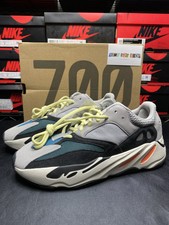 yeezy wave runner size 8