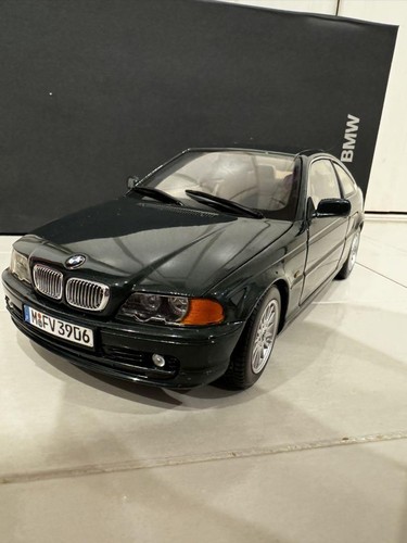 Kyosho Dealer Special Order 1/18 BMW 328Ci E46 Green - Picture 3 of 8