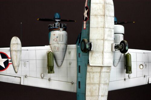 GRUMMAN GOOSE JRF5 Modellbausatz Kunststoffspritzguss und Resinteile - Bild 6 von 20