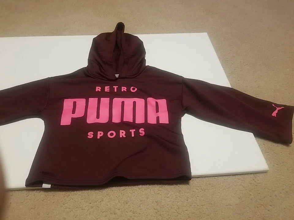Sudadera con capucha deportiva retro Puma para niñas talla 7 pequeña Foto 2 de 4