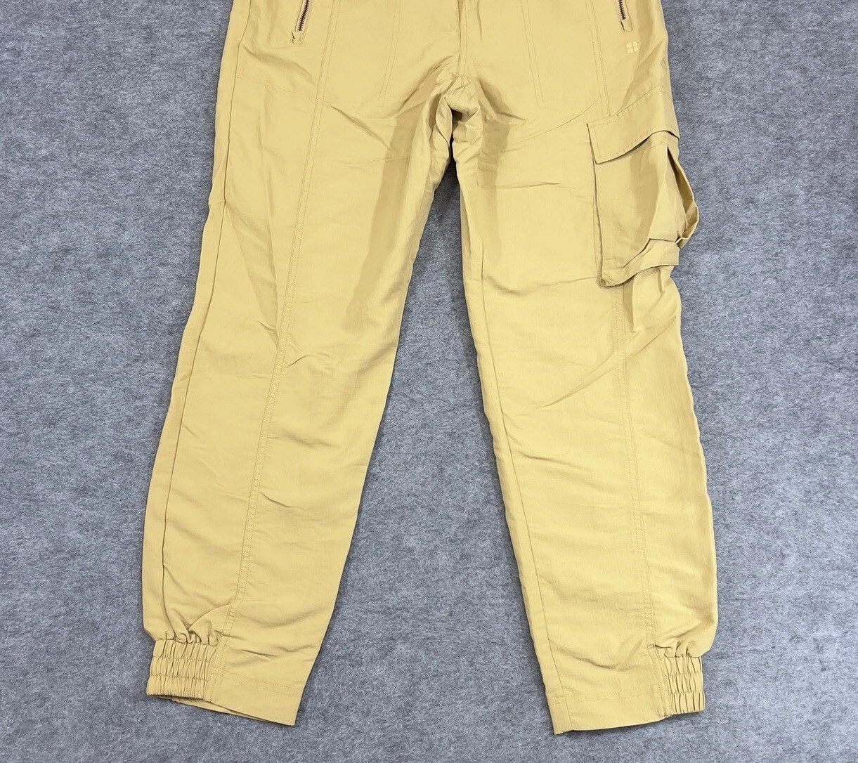 sweaty-betty cargo ripstop windbreaker gym pants