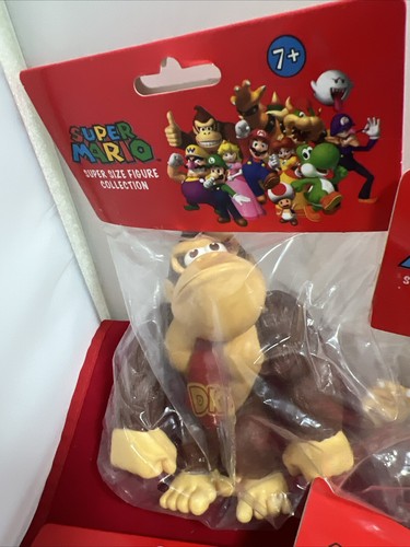 Super Mario Figures 4-6" Lot 7 Figures New Sealed - Picture 6 of 8