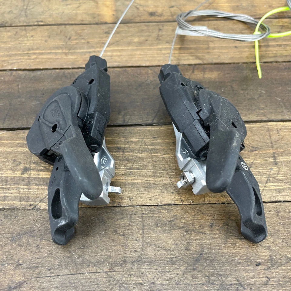 Shimano SLX Shifter Set SL-M670 10s Dyna-Sys Shift Lever Pod 10 Speed Trigger - Image 4 of 4