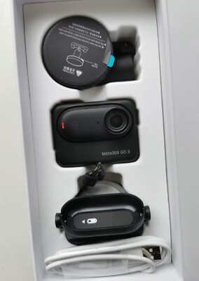 Insta360 Go 3 128GB Camera Kit Midnight Black (Preowned)