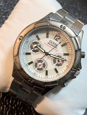 Vintage Guess Waterpro Men s Watch 50M Silver Tone Stainless Band Luminous Hands