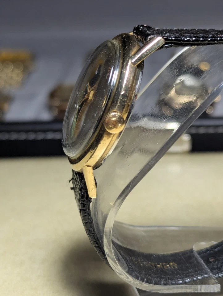 De colección Años 60 OMEGA RARO Esfera Negra 10kgf Cal 550 Automático REVISADO Funciona Bien Foto 3 de 4