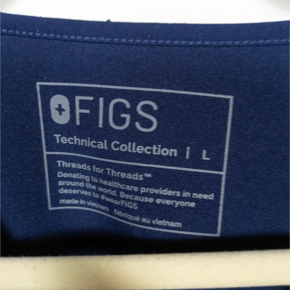 Blusa Médica FIGS Azul Marino Catarina Un Bolsillo Manga Corta Para Mujer Grande Foto 4 de 4