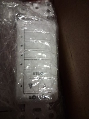  Somfy DecoFlex Wirefree Wall Switch, 5-Channel, White (1810813)