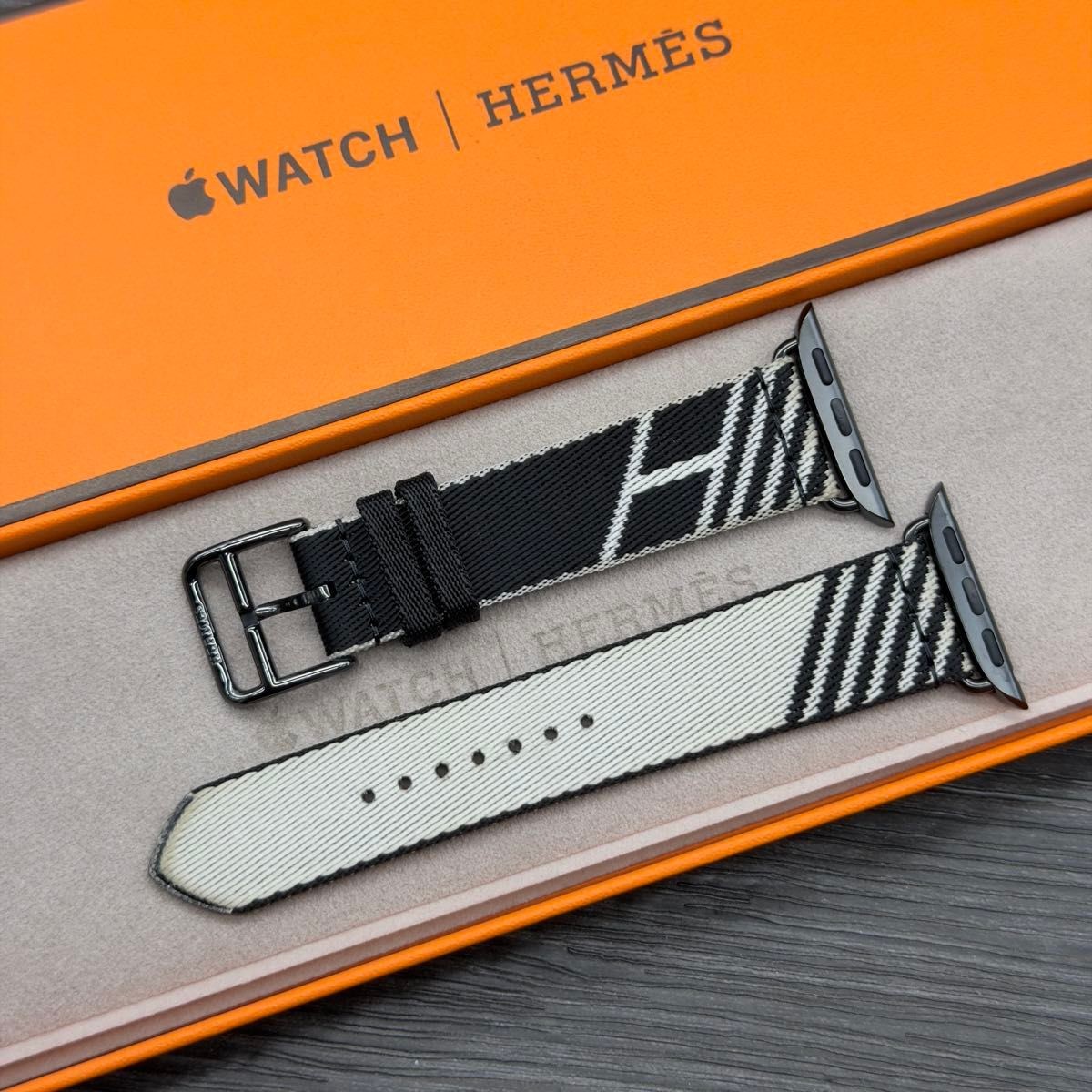 Apple Watch Hermès jumping Simple Tour Band 42mm,41mm,40mm Near 