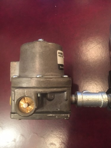 NEW Honeywell PP902C 1009 2 Pressure Reducing Valve 1/4 Npt - Picture 7 of 13