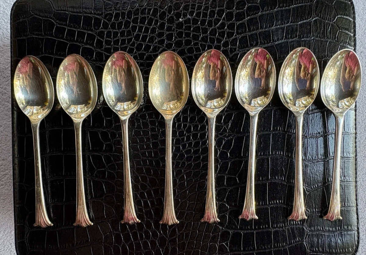 Roberts Belk Flatware In Antique Us Silver-Plated Flatware for