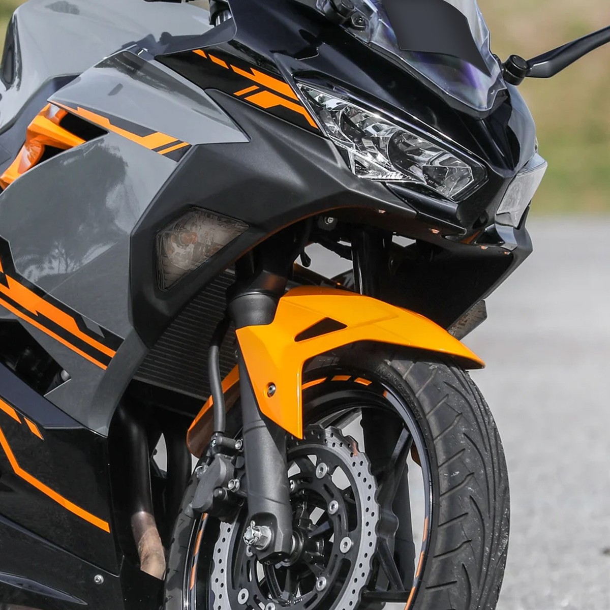 Front Turn Signals Light Fit For KAWASAKI NINJA 1000 SX 2020-2023