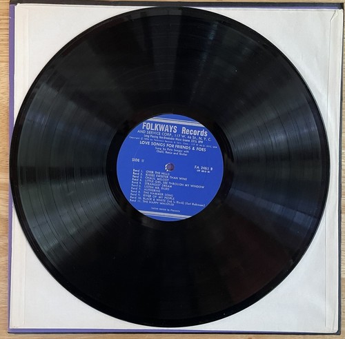 Pete Seeger - Love Songs for Friends & Foes - Folkways Records 2453 - (C) 1953 - Picture 4 of 9