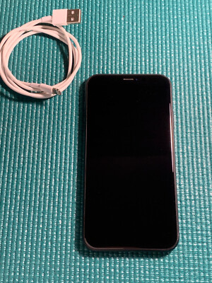 Apple iPhone XR - 64GB - Black (Unlocked) A1984 (CDMA + GSM)