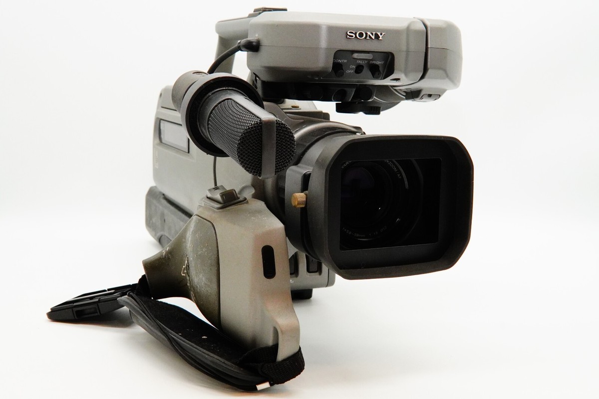 SONY年代物デジタルビデオカメラDCR-VX90003CCD 20x SONY年代物デジタルビデオカメラDCR-VX90003CCD 20x