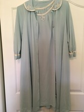 VTG Gossard Artemis Nightgown Robe Belt Blue 100 Nylon Appliqu  Roses Buttons S