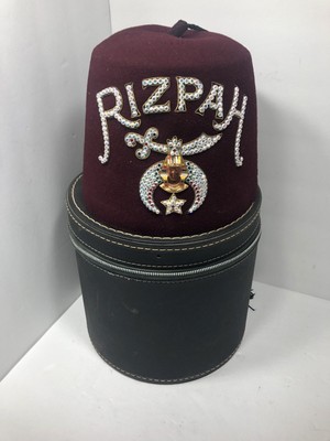 Fez Hat With Pins Decorated Tassel Box 