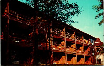 Greenup KY Greenbo State Park Rear View Lodge Balcony Postcard unused (13006)