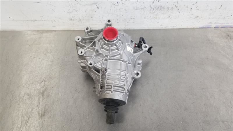 18 2018 MASERATI LEVANTE OEM FRONT CARRIER DIFF DIFFERENTIAL 06700321830