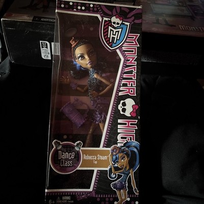 Mattel Monster High Doll Dance Class Robecca Steam NIB Gen 1 slight damage