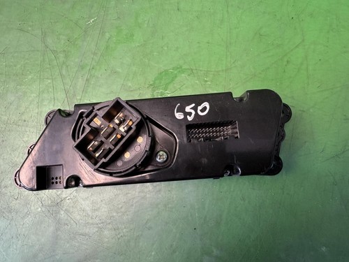 SAIC E-Deliver 3 Base SL EV MAXUS Heater AC Control panel Climate C00302321 2021 - Picture 3 of 3
