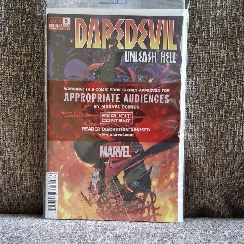 Marvel Comics Daredevil #5 Unleash Hell Red Band Variant