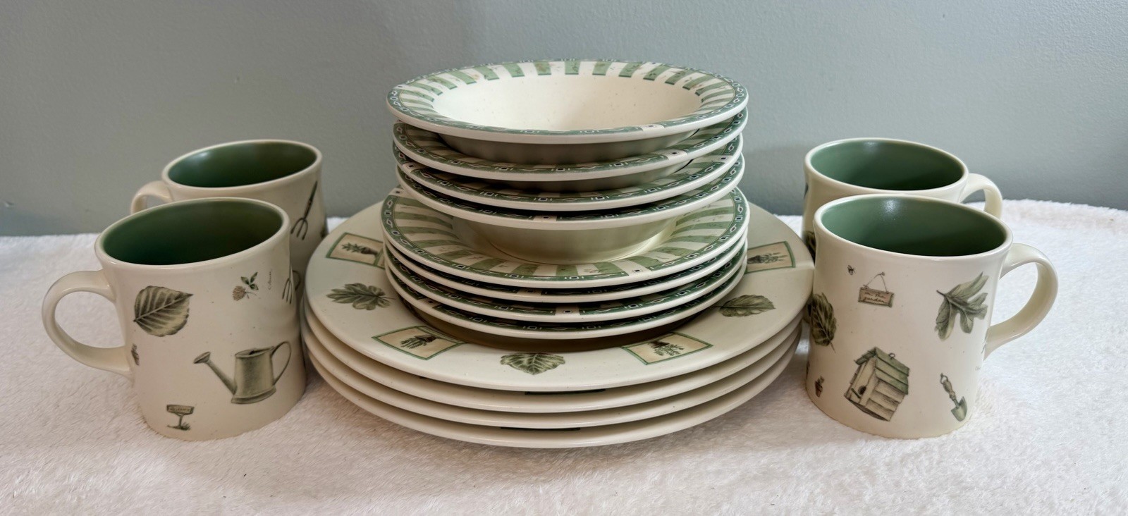 Portfolio By Pfaltzgraff Naturewood Stoneware Dinner Set- Se