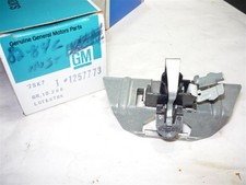 1976-84 Malibu Monte Carlo Glove Box Lamp Switch Nos 1257773