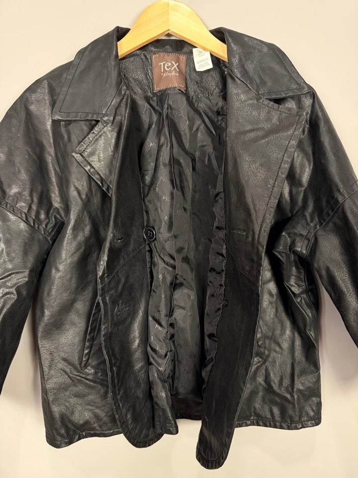 Vintage Women's Tex by Max Azria Black Leather Jacket L 3/4 Balloon Sleeves - Image 2 of 4