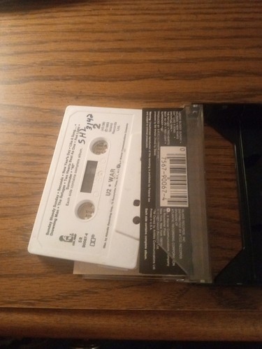 U2 - War - 1983 - Cassette Tape Vintage - Picture 4 of 4
