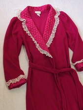 Vintage Long Pink Robe w Quilted Satin  White Lace Neck USA Made Size 12-14