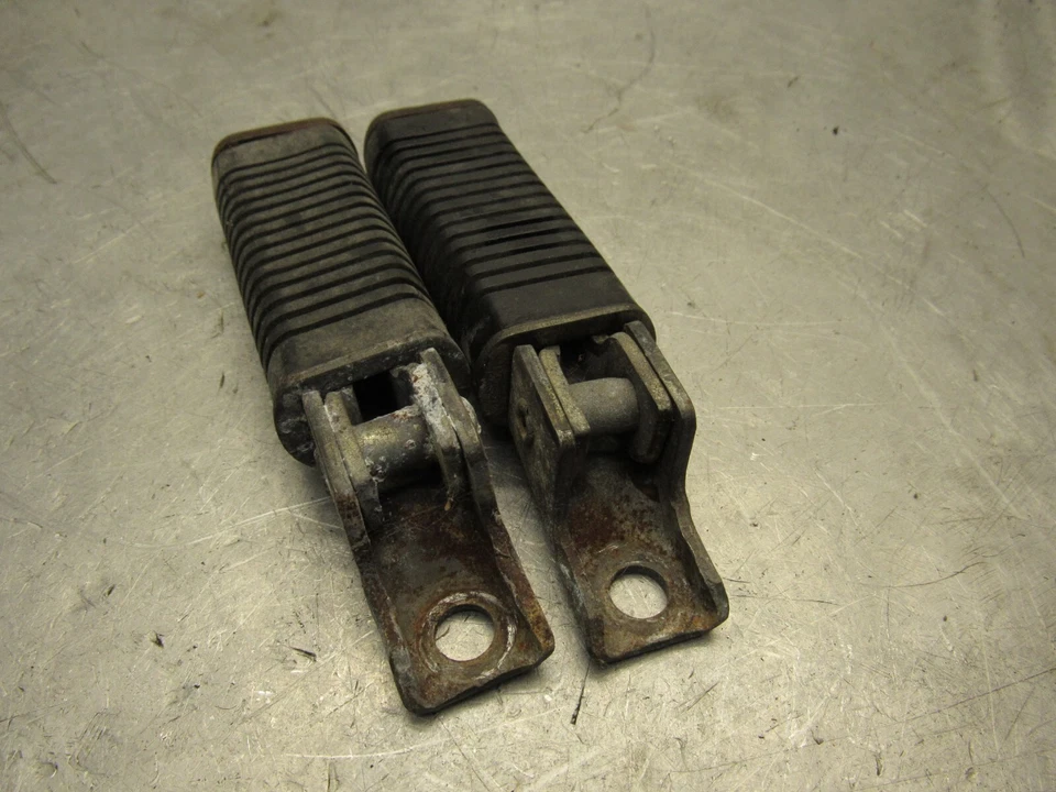 1984 Moto Guzzi V65 C apoio para os pés apoio para os pés GU39440700 - Imagem 2 de 4