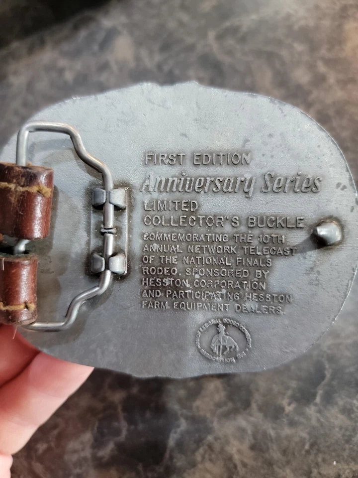 25 aniversario 1983 vintage. Hesston NFR Finales Nacionales Rodeo Cinturón Hebilla con Cinturón Foto 3 de 4
