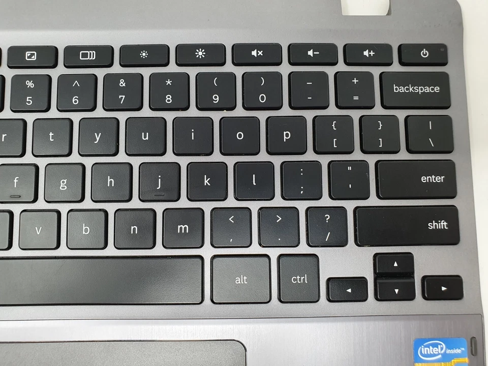 Samsung Chromebook 550C XE550C22 Keyboard Palmrest Touchpad UK Layout Genuine - Image 4 of 4