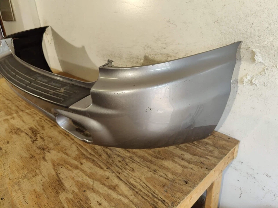 2001-2006 Hyundai Santa Fe Rear Bumper Cover OEM - Image 3 of 4