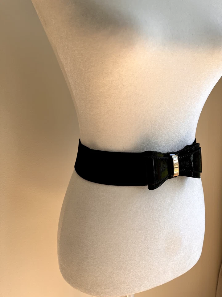 Cinturón My Beau Lilly Pulitzer lazo negro Foto 3 de 4