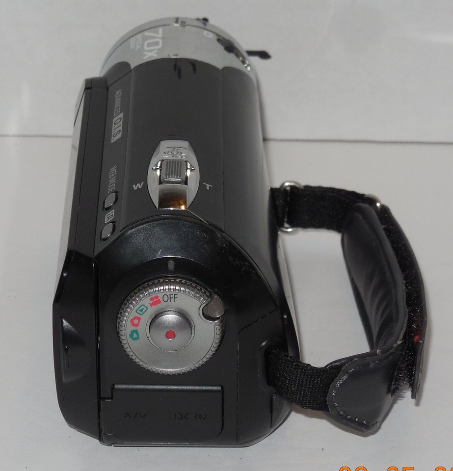 Panasonic SDRS26 480p Black Digital Camcorder 70x Optical Zoom with SD